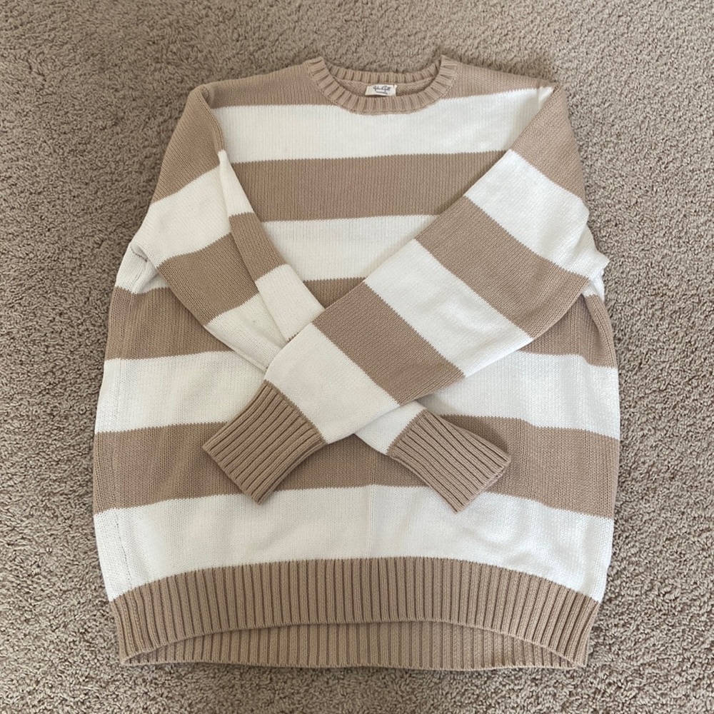 PacSun Cream and Brown Sweater!! (New)
